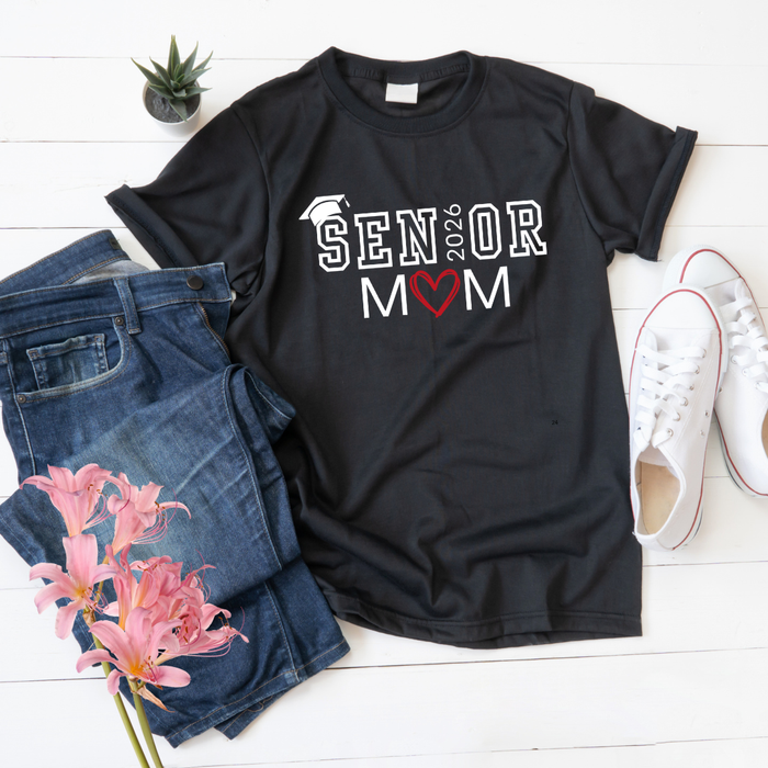 "Senior Mom 2026" Unisex T-Shirt